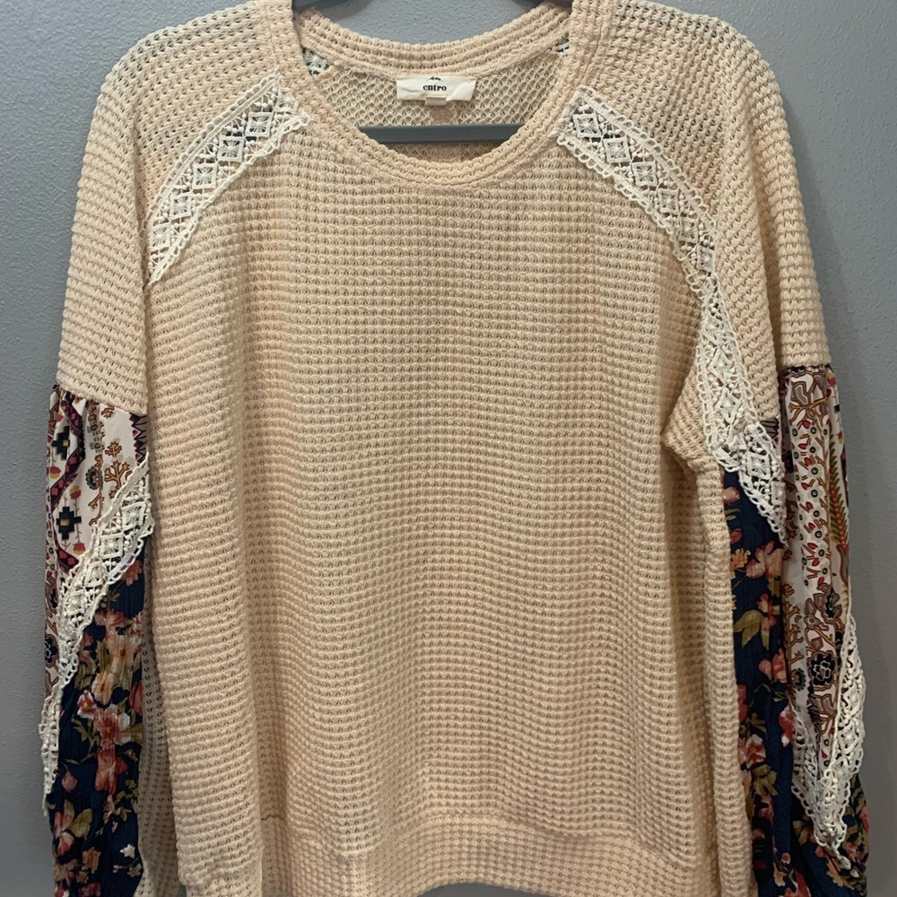 Beige/Tan Knit Sweater with Lace Detailing